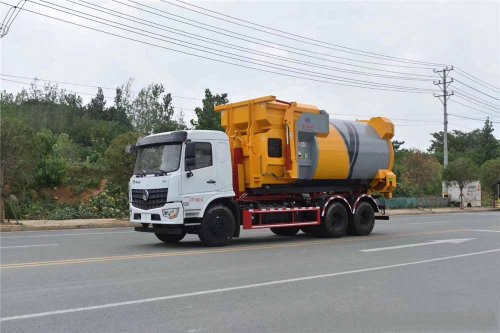 Hook arm compression garbage truck use precautions