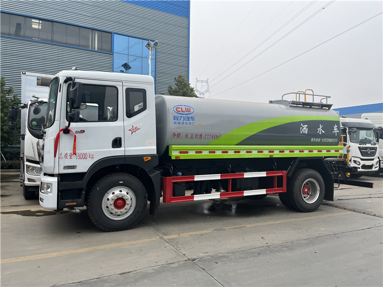 Dongfeng D9 4x2 12-14m3 Water Tank Truck