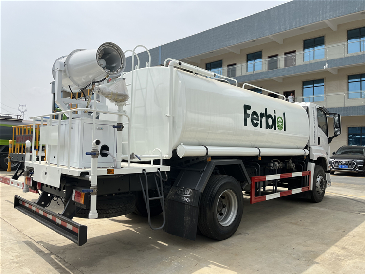 ISUZU FTR 4x2 12-15m3 Water Tank Sprinkler Truck