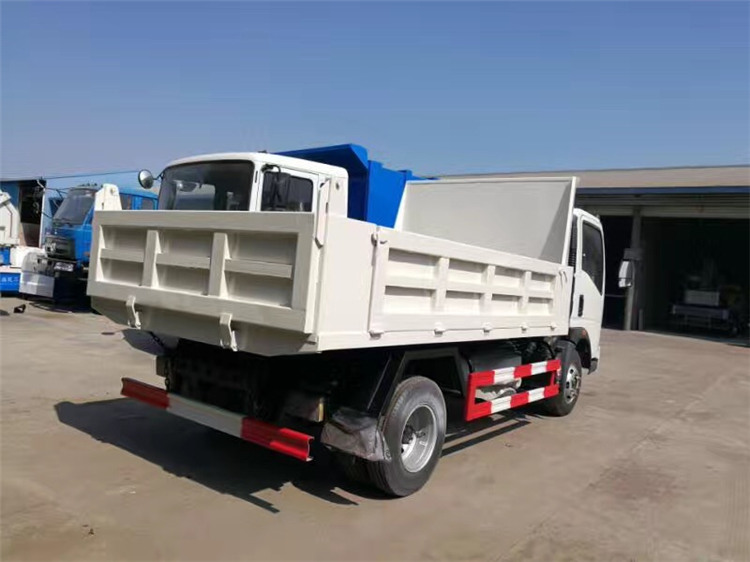 HOWO 4x2 Mini Dump Truck 4-5T