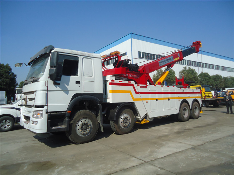 HOWO 8x4 Heavy Duty Rotary Wrecker Tow Truck