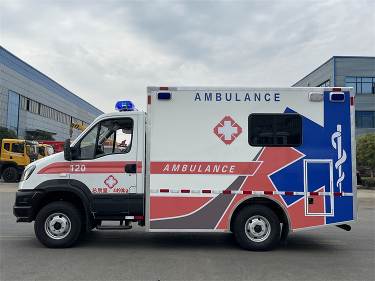 IVECO 4X4 Automatic Rescue Ambulance