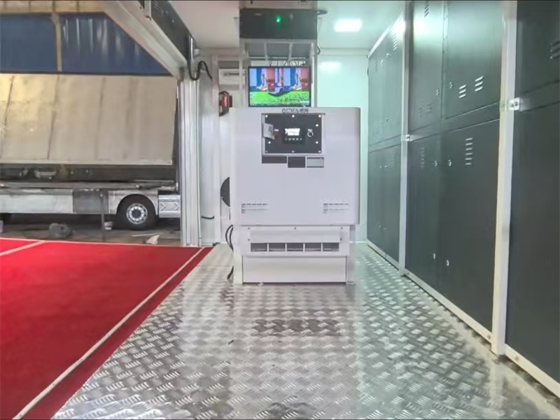Forland M5 Outdoor Advertising Display LED Van Truck 4x2 Mobile LED Screen Vehic